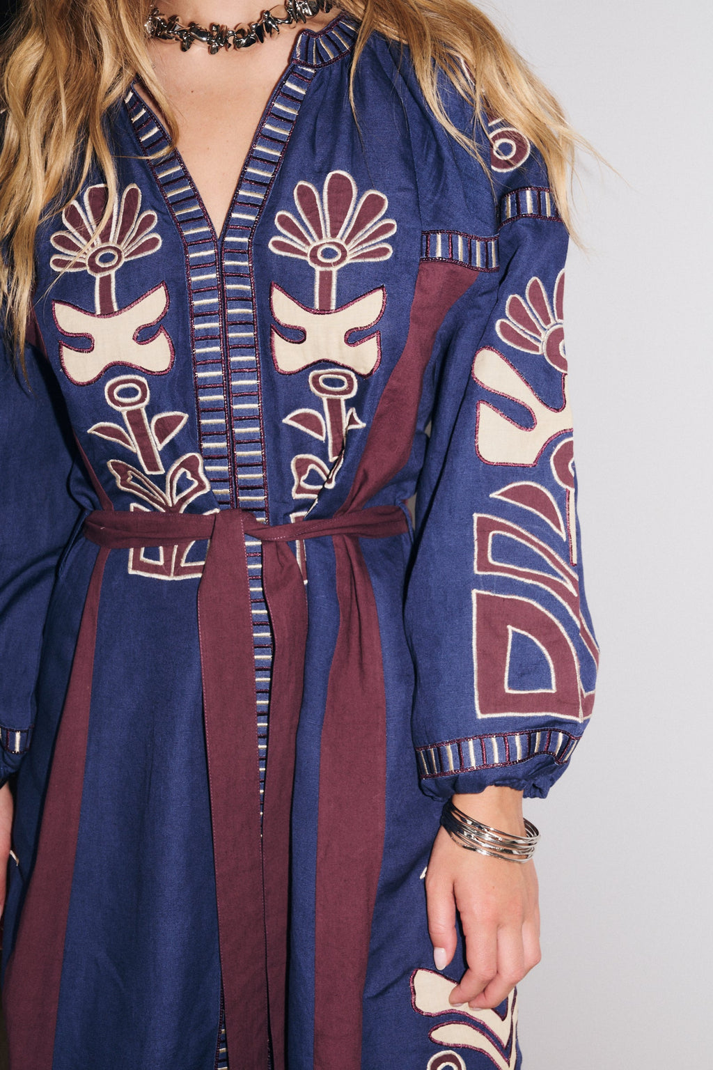 ROBE ANOUCK