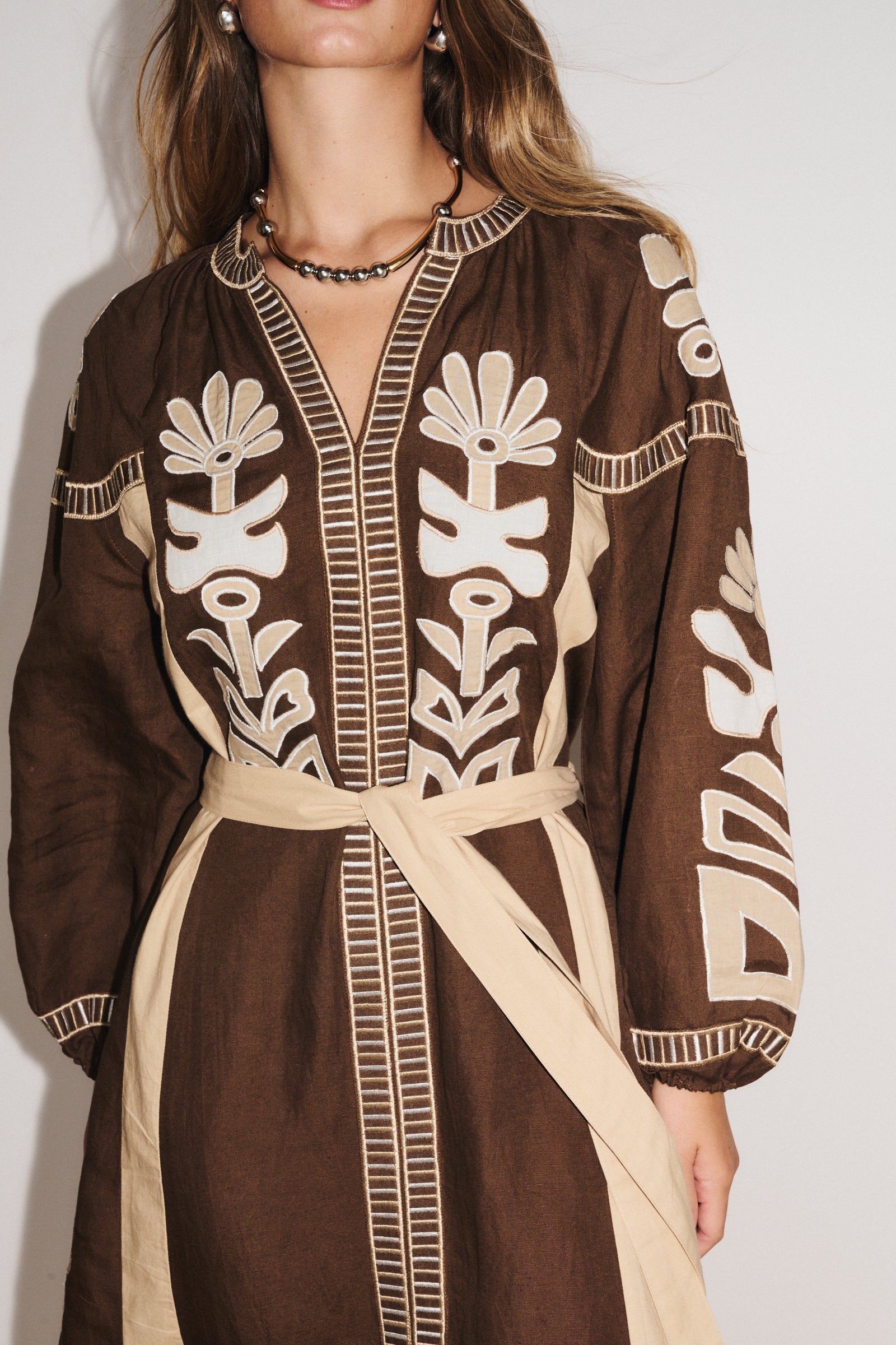 ROBE ANOUCK