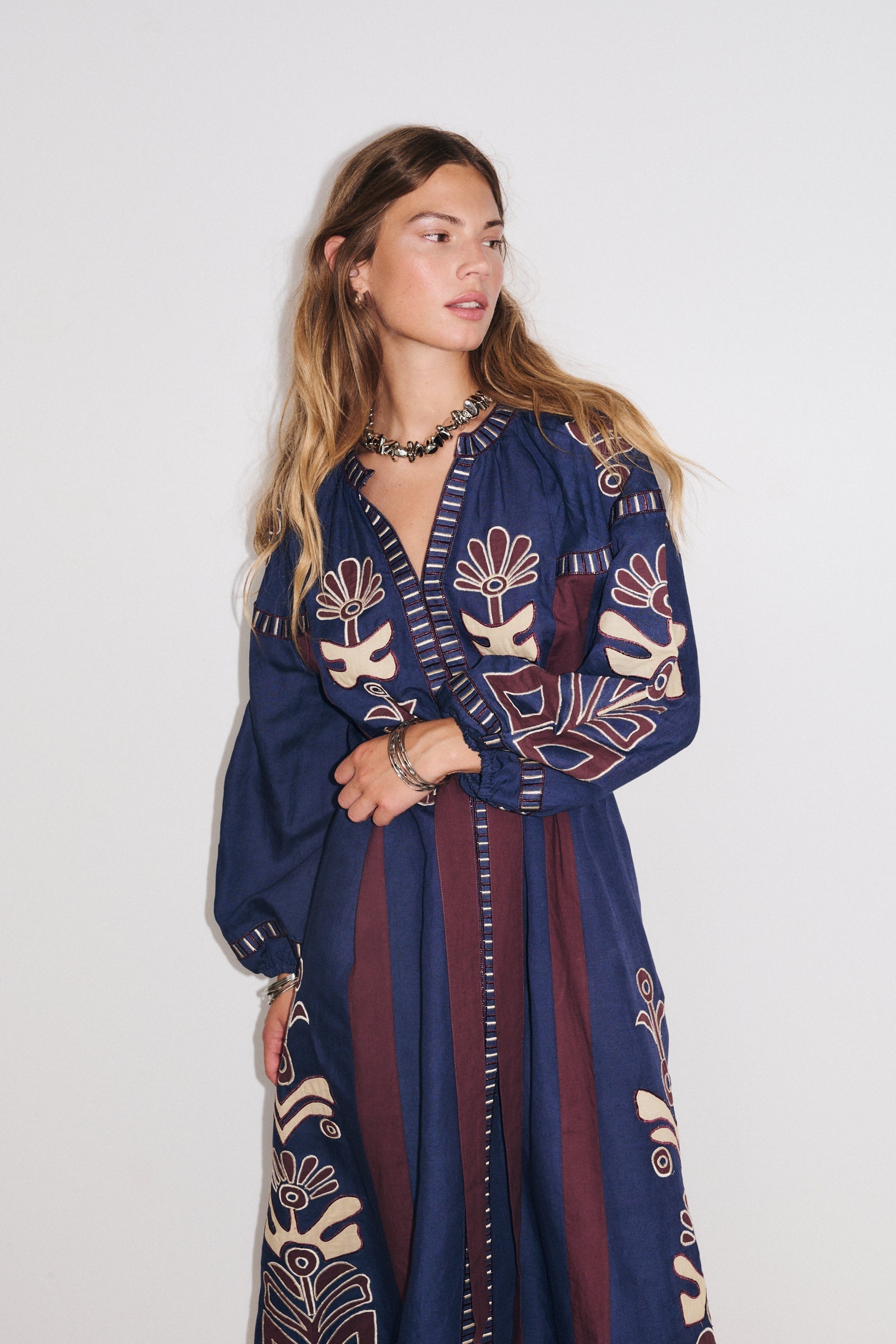 ROBE ANOUCK