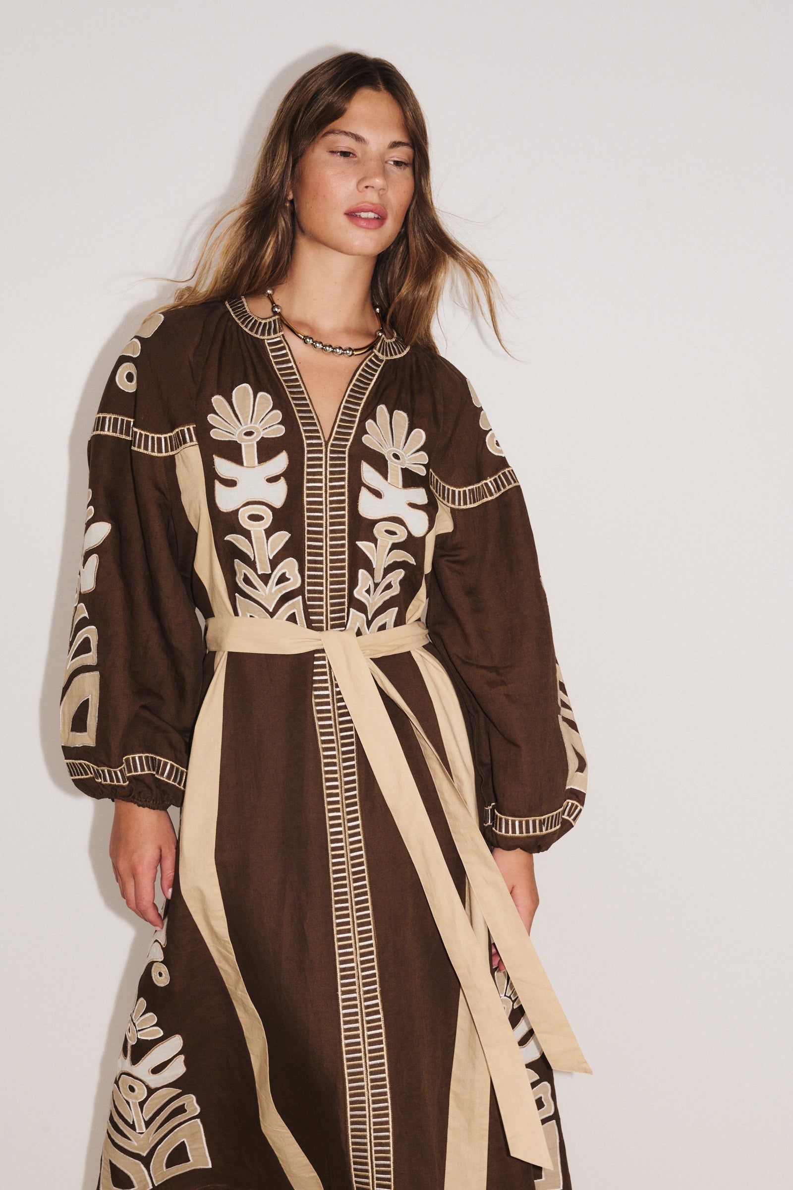 ROBE ANOUCK